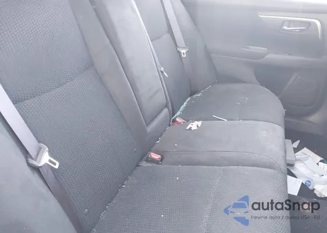 2015 Nissan Altima 2.5/2.5 S/2.5 Sl/2.5 Sv z USA, uszkodzony, nr VIN 1N4AL3AP8FN326851